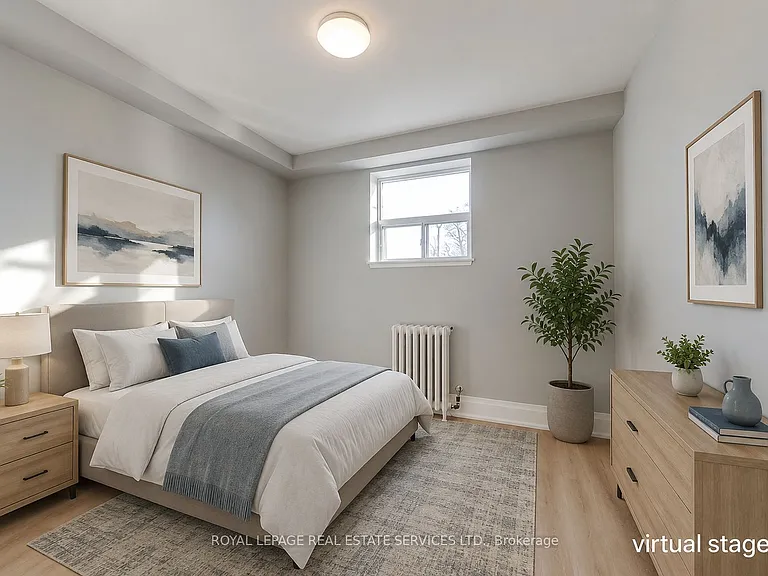 320 Lakeshore Rd W #2 — Photo 16