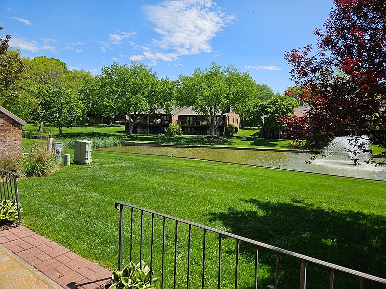 2018 Greenbriar Ln — Photo 23