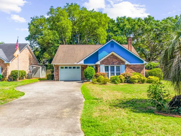 1488 Bessent Ave., Little River, SC 29566