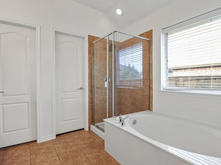13463 Four Willows Dr — Photo 14