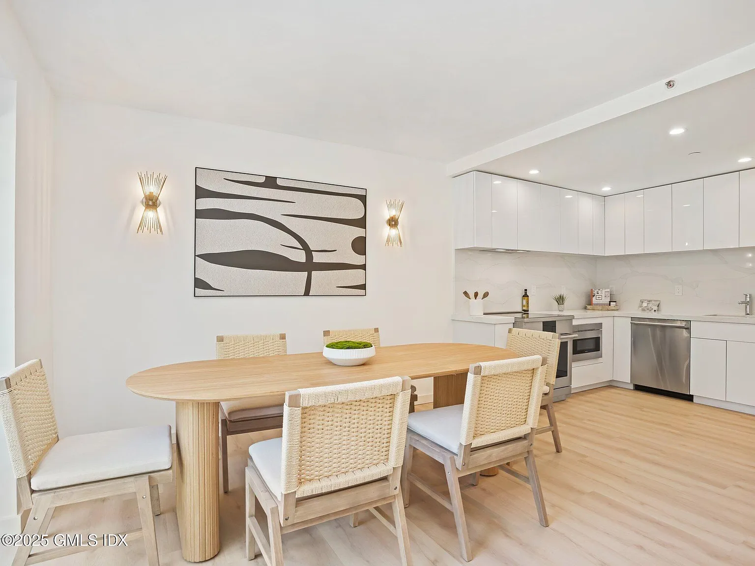 2 bed, 2.0 bath, $12,500 — Photo 4