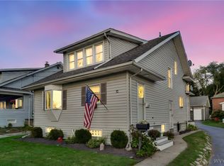 51 Holland Ave, Lancaster, NY 14086