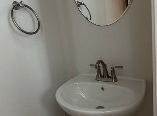 4104 Riverside Dr #D, Chesapeake, VA 23321