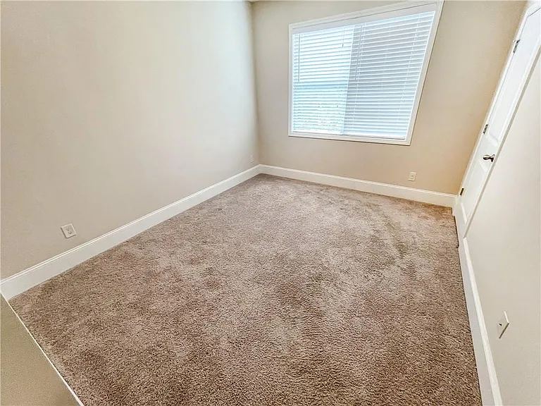 5840 Zelkova Dr — Photo 11