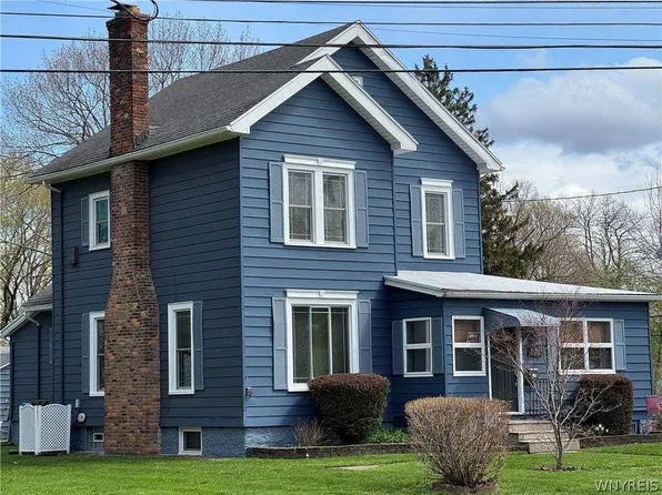2570 Saint Paul Blvd, Rochester, NY 14617