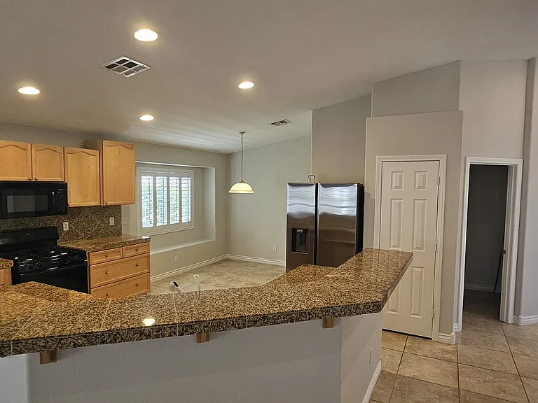 477 Annotto Bay St — Photo 15