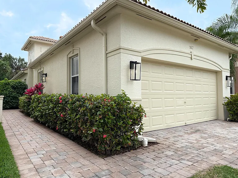 167 Isle Verde Way — Photo 17