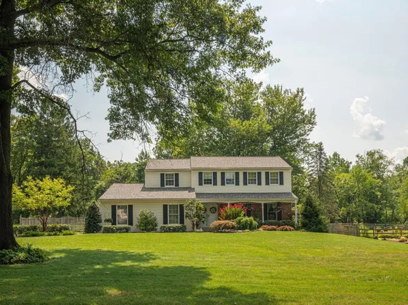 2908 Defford Rd, Worcester, PA 19490