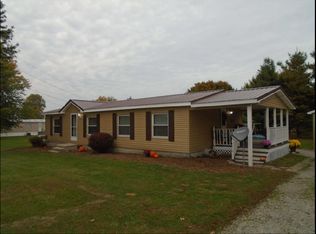7385 W Toussaint Club Rd, Oak Harbor, OH 43449
