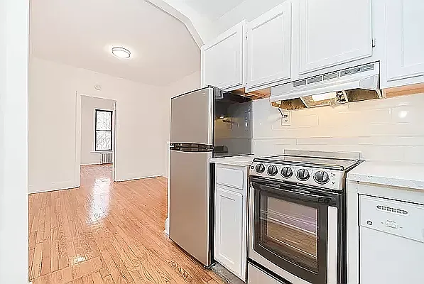 101 MacDougal Street — Photo 3