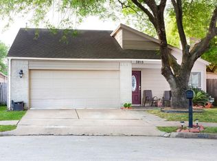 3815 Mesa Ridge Rd, Houston, TX 77043