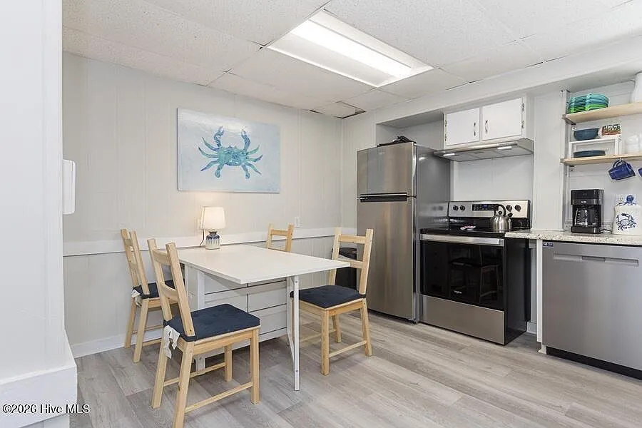 1 bed, 1.0 bath, $1,600 — Photo 3