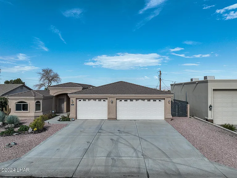 3761 Hiawatha Dr — Photo 49