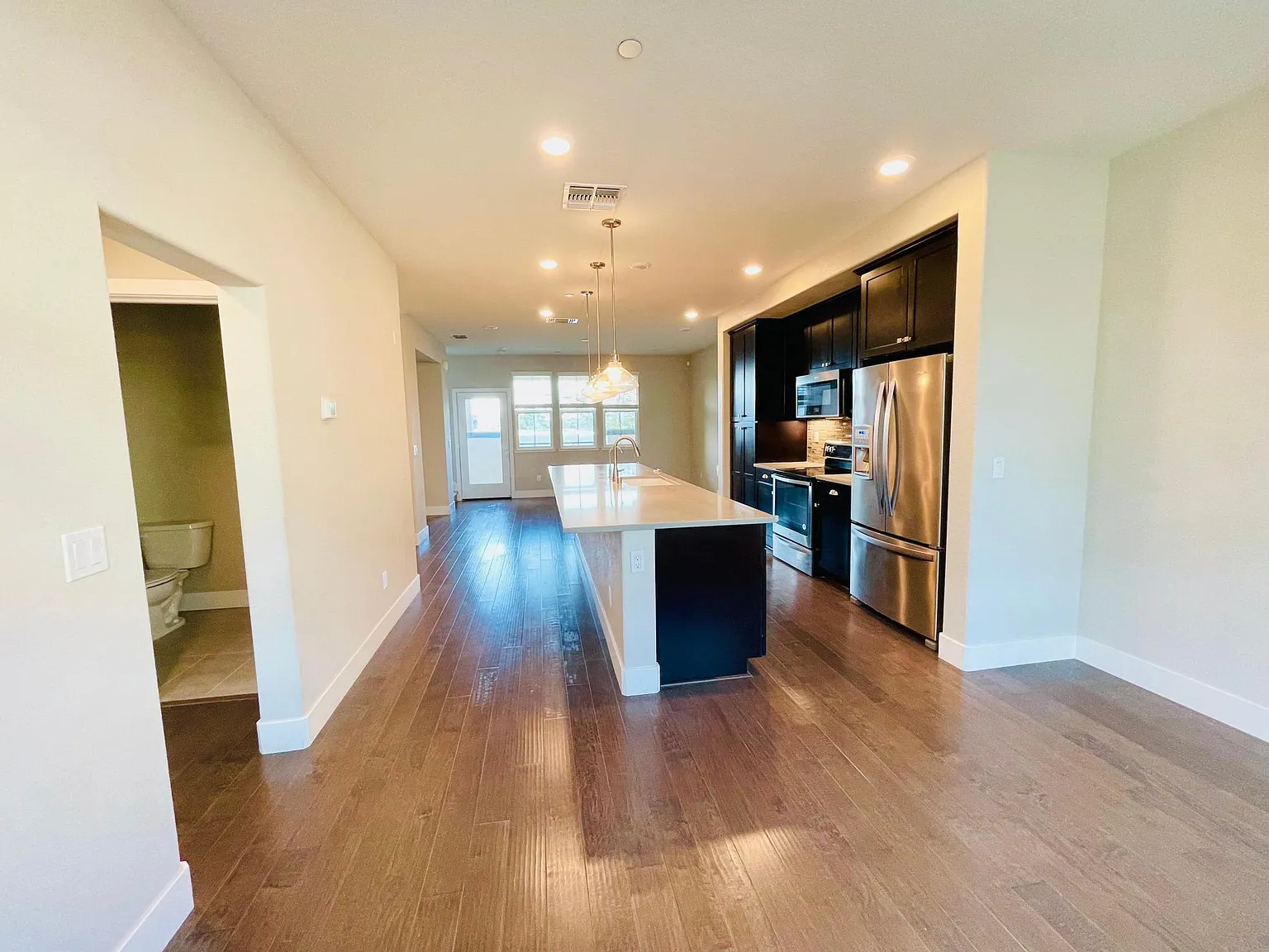 1595 Alviso St — Photo 2