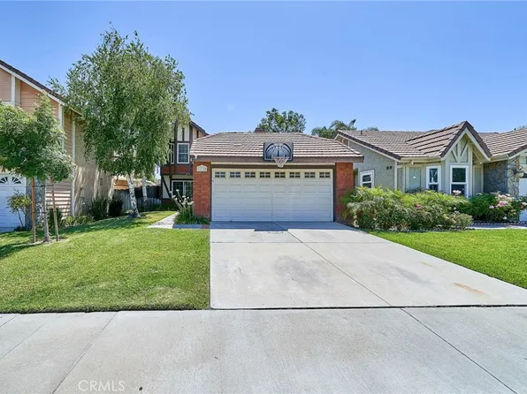26720 Pamela Dr, Santa Clarita, CA 91351