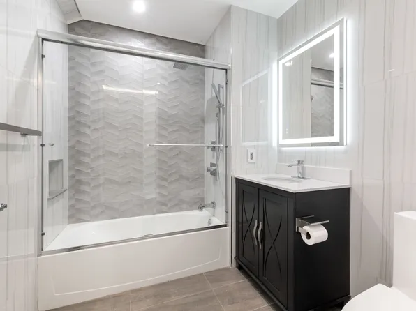 33-64 11th Street image 5 of 8