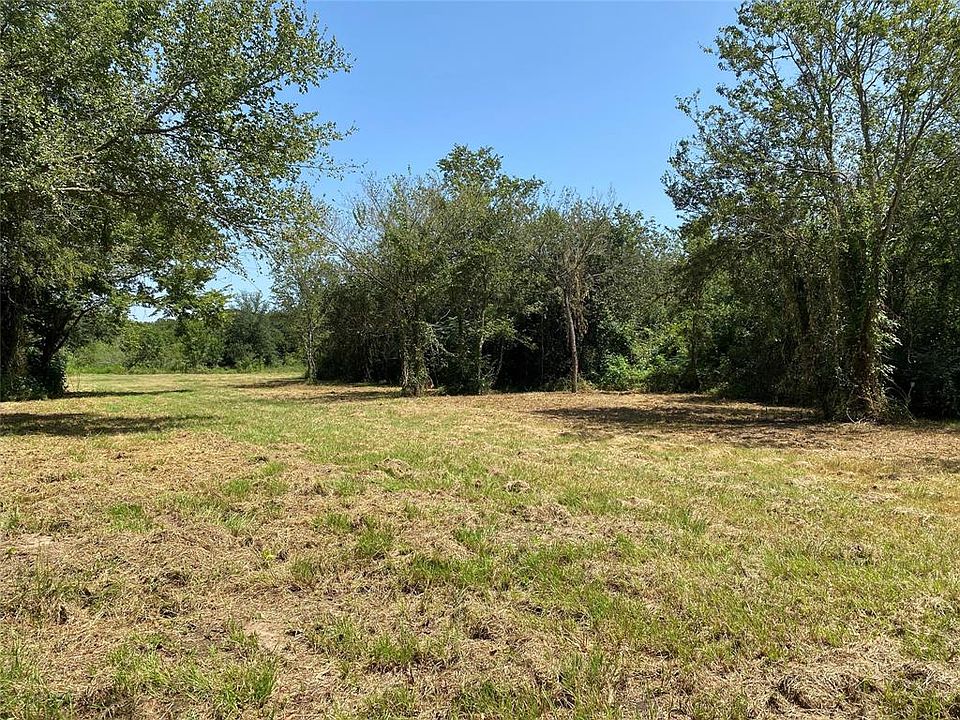 S Burleson St, Giddings, TX 78942 MLS 60886650 Zillow