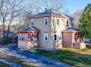 7 E Dracut Rd, Methuen, MA 01844
