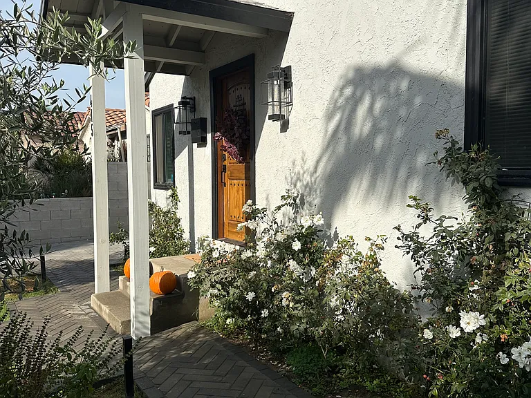 415 E Norton St — Photo 4