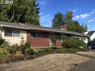 2nd image of 1411 NE 196th Ave
