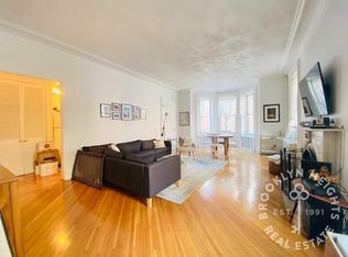 93 Remsen St #3RR, Brooklyn, NY 11201