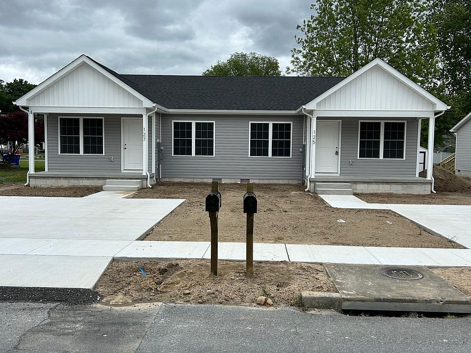 1st image of 127 Cedar Ave