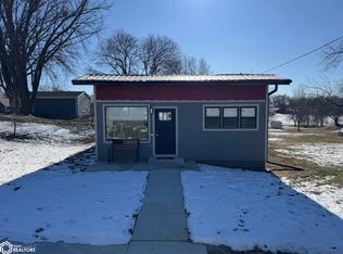 702 Guthrie St, Adair, IA 50002