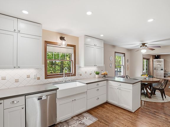 4th image of 22279 Chubb Rd