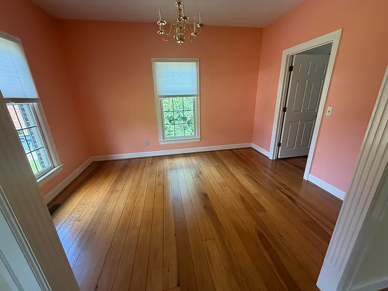 1112 Pepperhill Cir — Photo 5