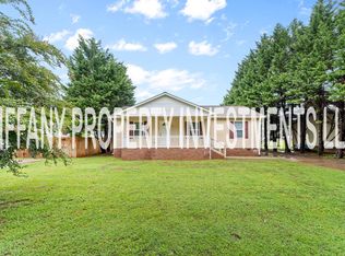 216 Putnam St, Cherryville, NC 28021