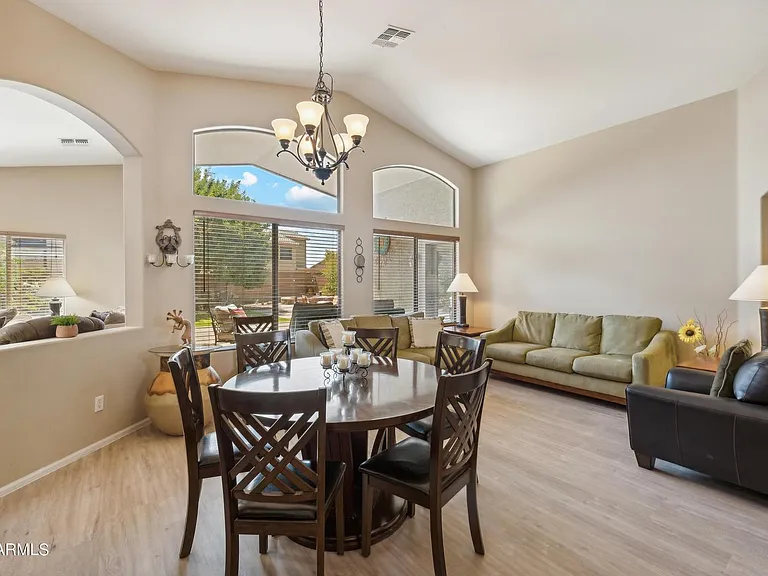 101 W Red Mesa Trl — Photo 7