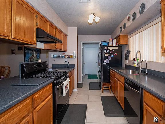 5th image of 2494 S 30th Dr