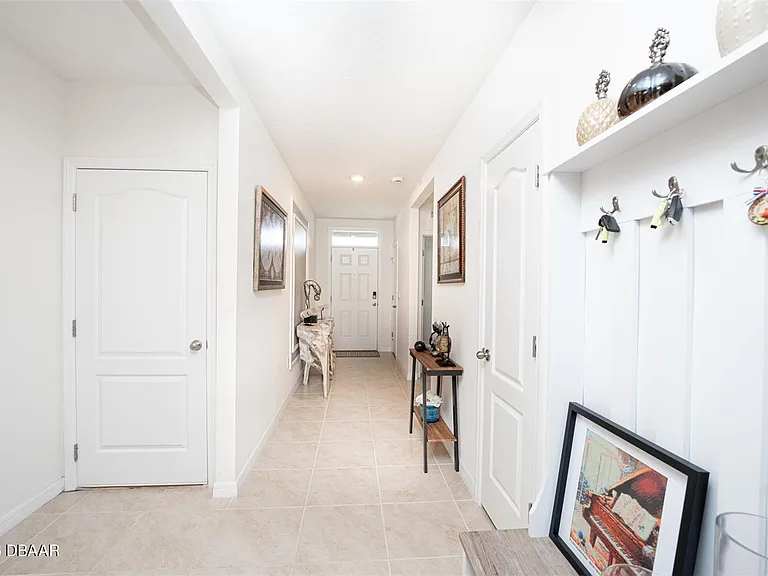 1326 Middle Lake Dr — Photo 17