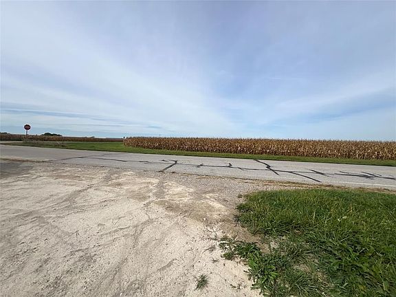 5th image of 0 Angle Rd