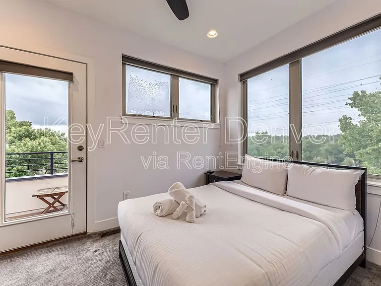 1212 N Perry St — Photo 17