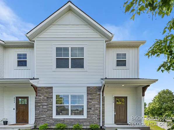 626 Bedford Falls Dr, Sparta, MI 49345