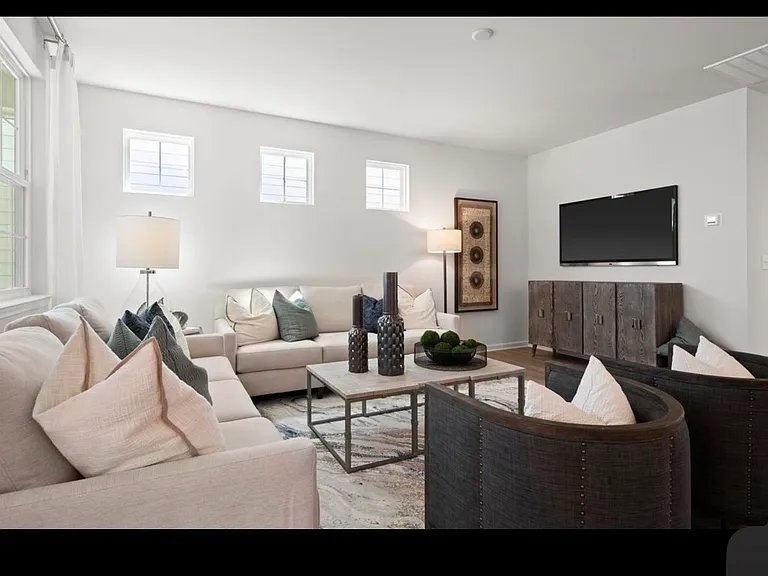 413 Pine St #413 — Photo 5