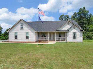 126 Towerview Cir, Mount Airy, GA 30563