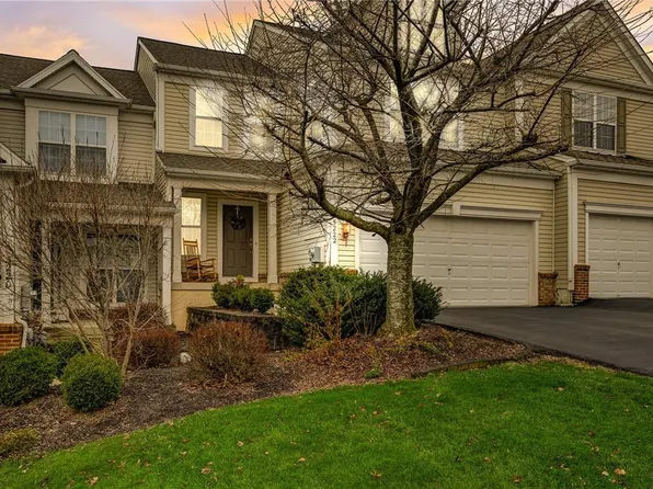 5222 Blue Sky Dr, Orefield, PA 18069