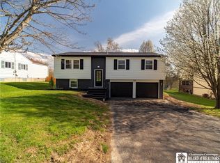 224 Valleyview Ave, Jamestown, NY 14701