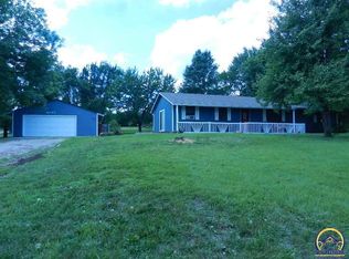 4225 NW Green Hills Rd, Topeka, KS 66618