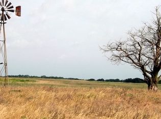 8819 N Garland Rd, Enid, OK 73703