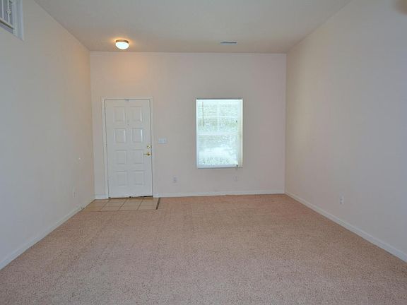 4th image of 10539 Cadiz St NW