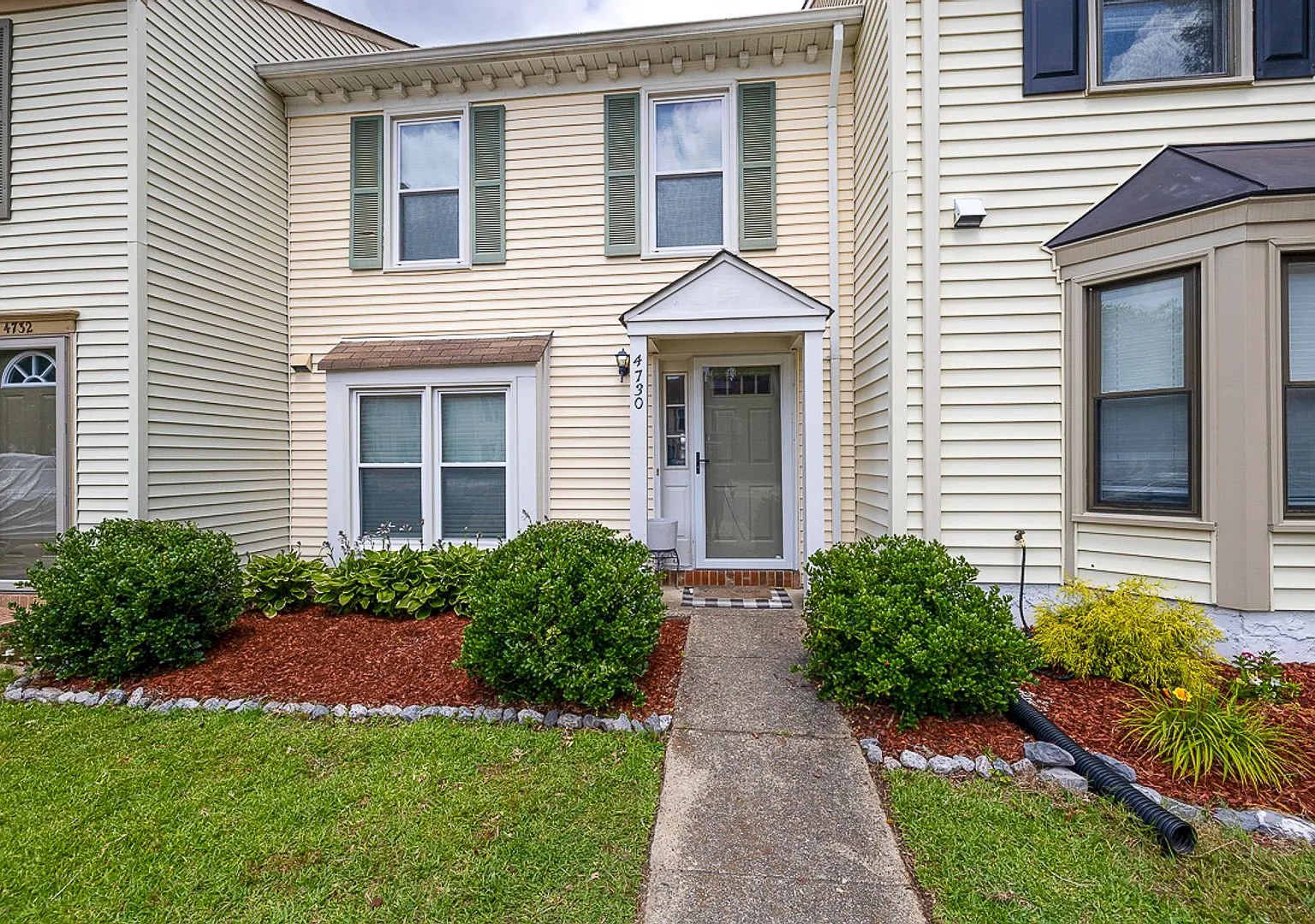 Charming 2 bedroom, 2.5 bathroom townhome in the desirable Kempsville Lake neighborhood of Virgin... — Photo 4