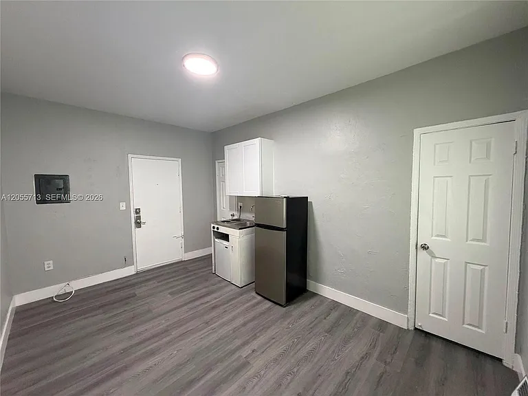 1025 Meridian Ave #105 — Photo 4