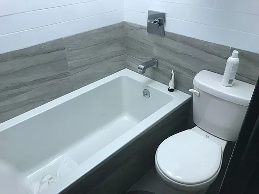 Rented by Premier Metro Realty Corp | media 24