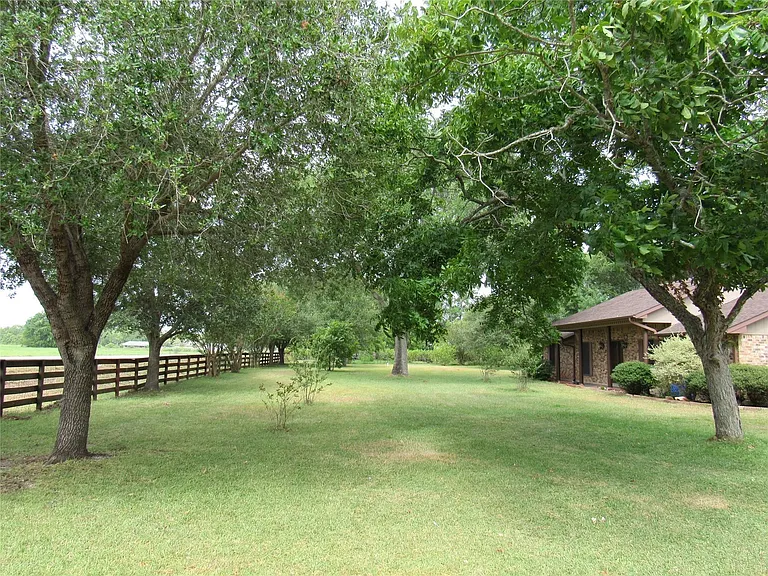 3220 Clayhead Rd — Photo 25