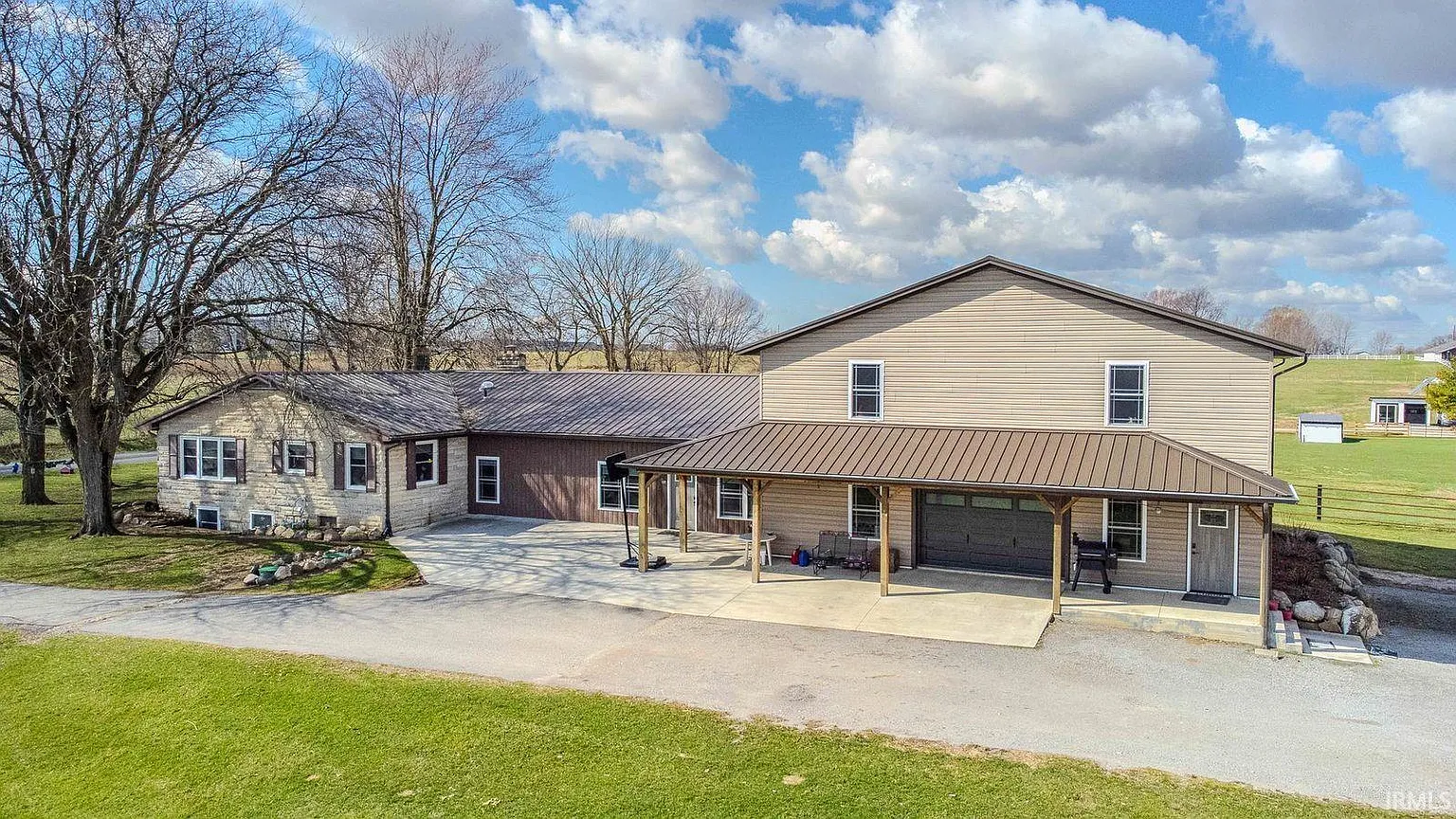 2145 W 50 N photo 1