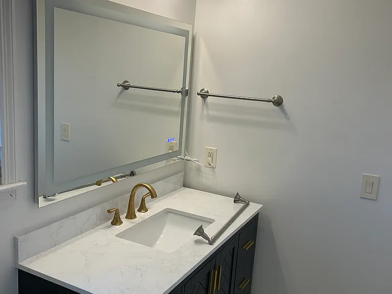 252 Freedom Dr — Photo 1