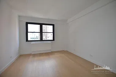 Rented by Manhattan Realty Group